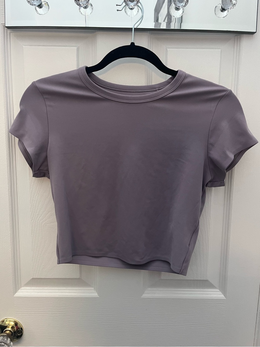 Uniqlo Airism Lavender Cropped T-Shirt